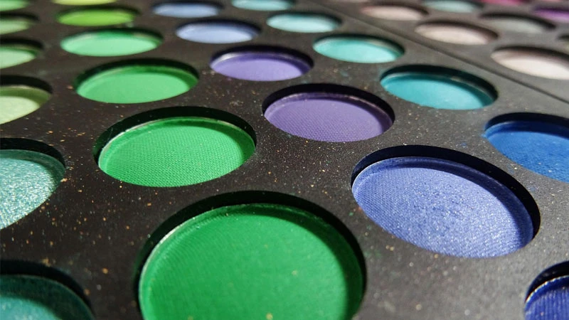 makeup-eye-shadow makeup-eye-shadow